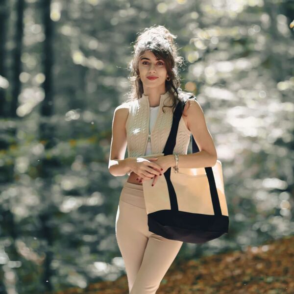 Iconic Shopping Bag Thumbnail